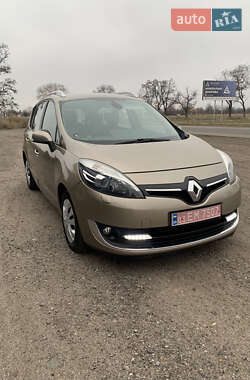 Минивэн Renault Grand Scenic 2013 в Александрие