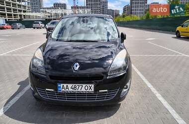 Минивэн Renault Grand Scenic 2011 в 