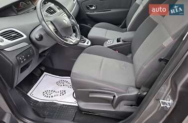 Минивэн Renault Grand Scenic 2014 в 