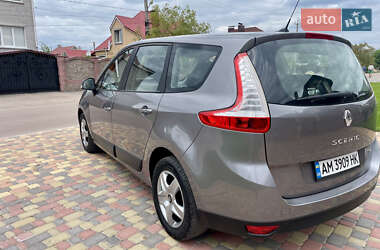 Мінівен Renault Grand Scenic 2013 в 