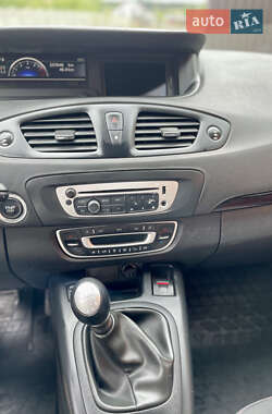 Мінівен Renault Grand Scenic 2013 в 