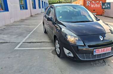 Минивэн Renault Grand Scenic 2009 в Косове