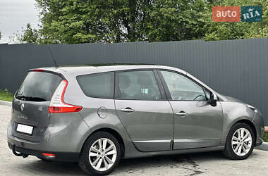 Минивэн Renault Grand Scenic 2011 в 