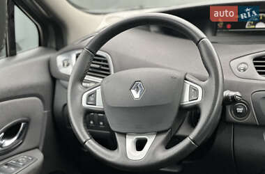 Минивэн Renault Grand Scenic 2011 в 