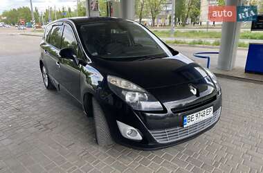 Мінівен Renault Grand Scenic 2011 в 