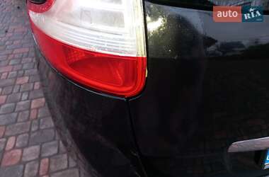 Минивэн Renault Grand Scenic 2013 в 