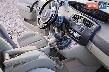 Минивэн Renault Grand Scenic 2006 в 