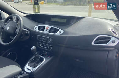 Мінівен Renault Grand Scenic 2010 в 