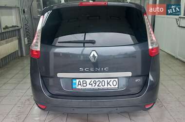 Мінівен Renault Grand Scenic 2011 в 
