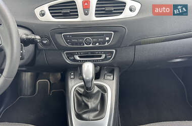 Минивэн Renault Grand Scenic 2010 в 