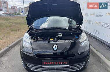 Минивэн Renault Grand Scenic 2010 в 