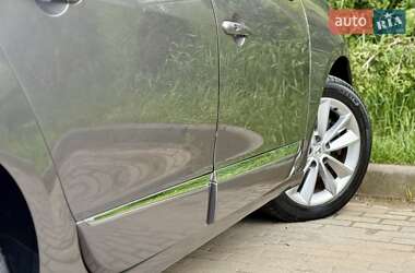 Мінівен Renault Grand Scenic 2013 в 