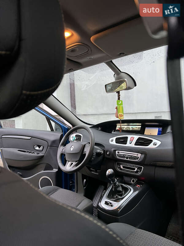 Минивэн Renault Grand Scenic 2010 в Калуше