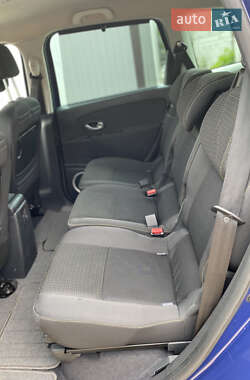 Минивэн Renault Grand Scenic 2009 в 