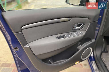 Минивэн Renault Grand Scenic 2009 в 