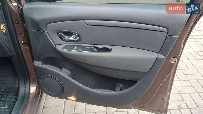 Мінівен Renault Grand Scenic 2011 в Києві