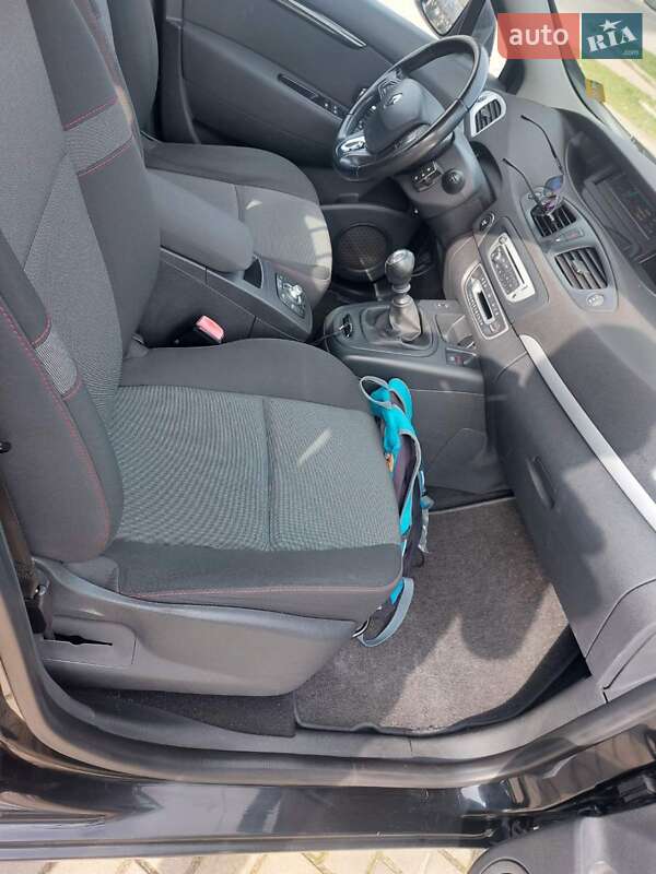 Минивэн Renault Grand Scenic 2014 в Житомире