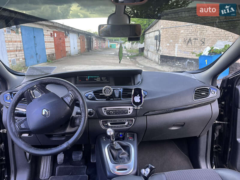 Мінівен Renault Grand Scenic 2013 в Южноукраїнську фото 14 Мінівен Renault Grand Scenic 2013 в Южноукраїнську
