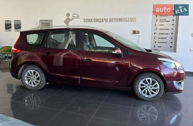 Минивэн Renault Grand Scenic 2013 в 