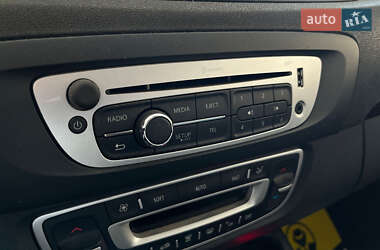 Минивэн Renault Grand Scenic 2013 в 