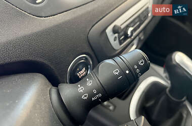 Минивэн Renault Grand Scenic 2013 в 