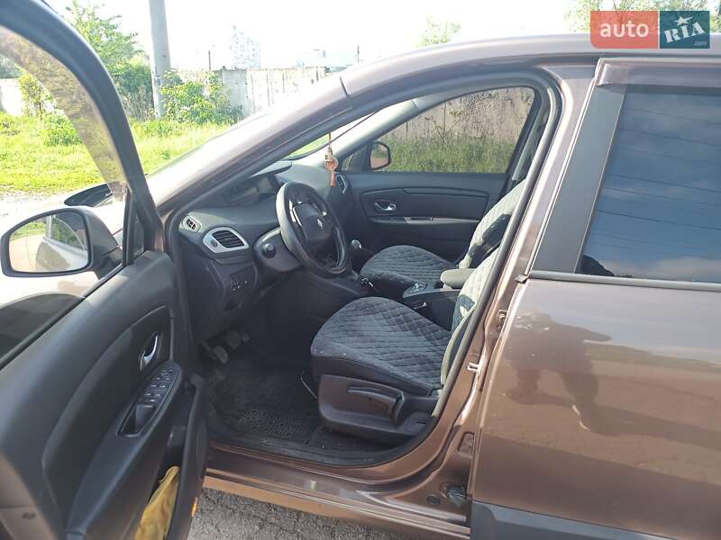 Минивэн Renault Grand Scenic 2009 в Полтаве