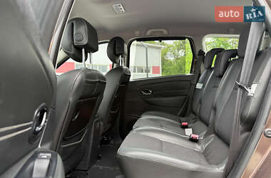 Минивэн Renault Grand Scenic 2012 в 