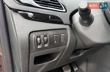 Минивэн Renault Grand Scenic 2012 в 