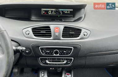 Минивэн Renault Grand Scenic 2010 в 