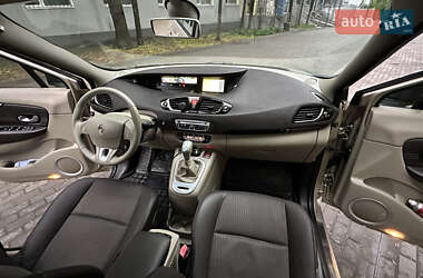 Мінівен Renault Grand Scenic 2011 в 