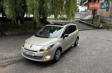 Мінівен Renault Grand Scenic 2011 в 
