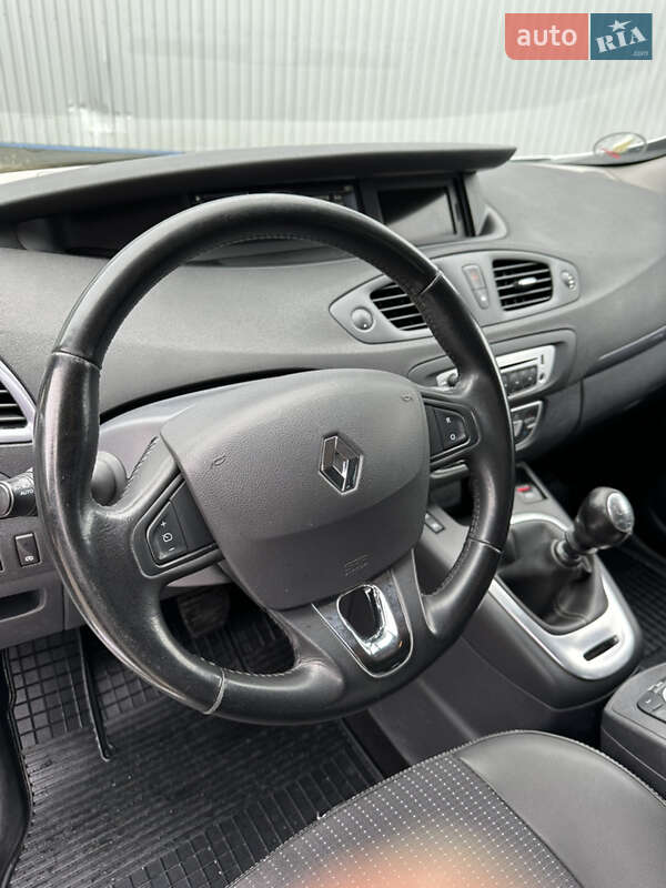 Мінівен Renault Grand Scenic 2015 в Хмельницькому