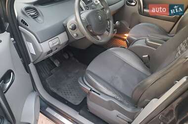 Минивэн Renault Grand Scenic 2005 в 