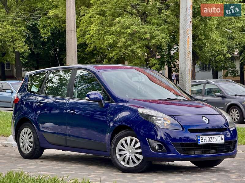 Мінівен Renault Grand Scenic 2010 в Одесі