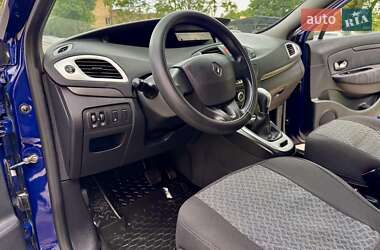 Минивэн Renault Grand Scenic 2010 в 