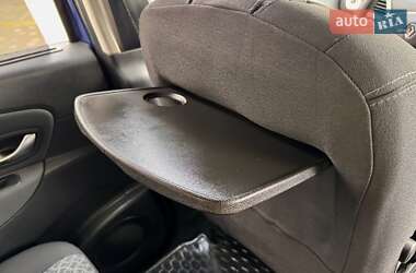 Минивэн Renault Grand Scenic 2010 в 