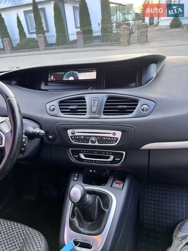 Мінівен Renault Grand Scenic 2012 в Дубні