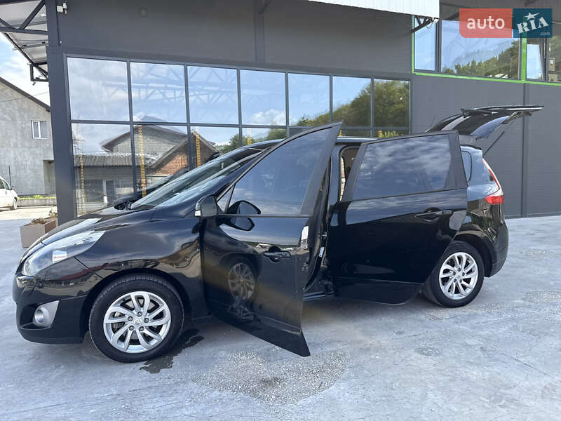 Мінівен Renault Grand Scenic 2011 в Теребовлі