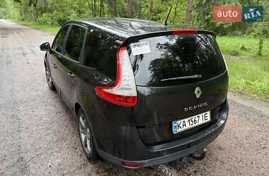 Минивэн Renault Grand Scenic 2009 в 