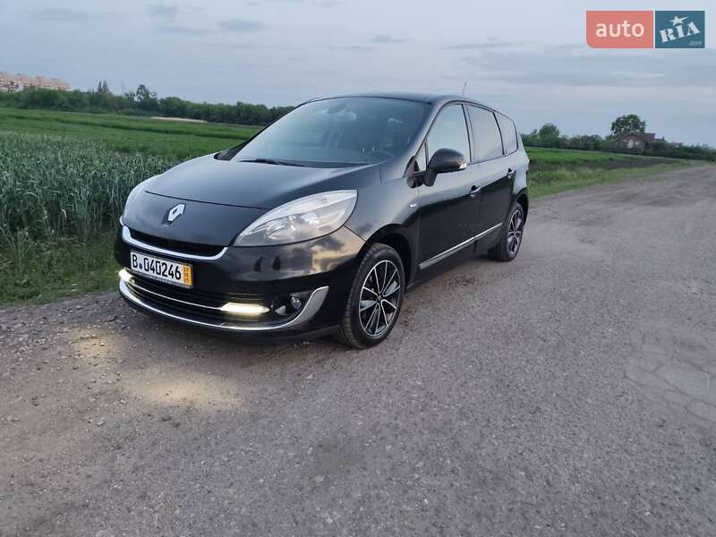 Renault Grand Scenic 2012
