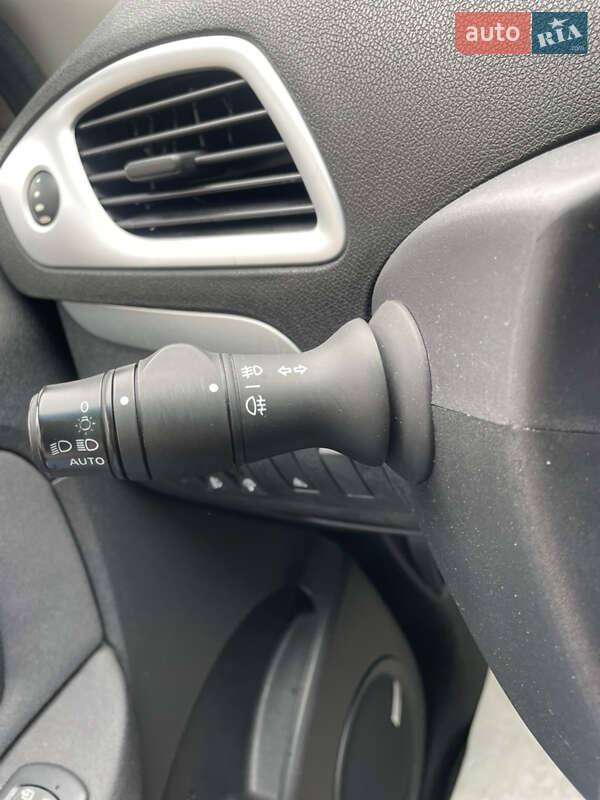 Минивэн Renault Grand Scenic 2010 в Стрые