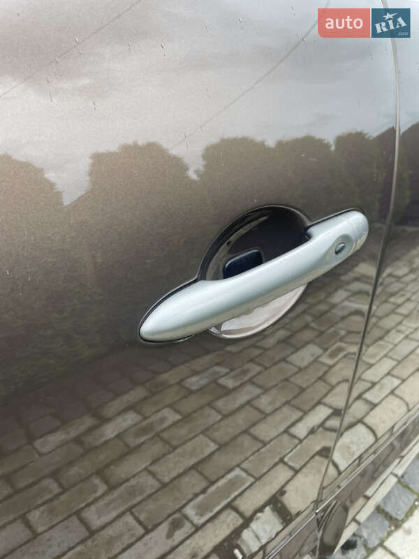 Минивэн Renault Grand Scenic 2010 в Стрые