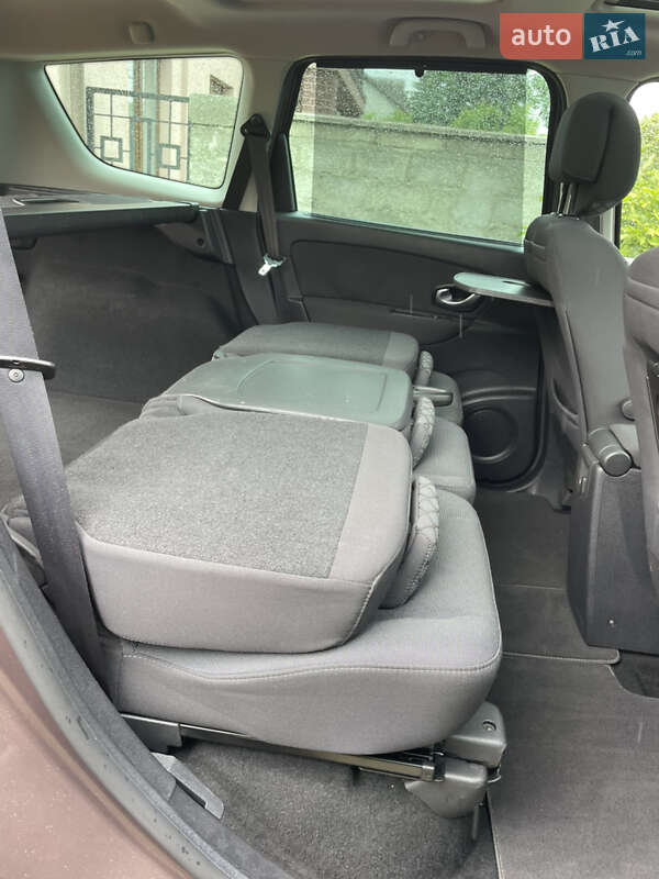 Минивэн Renault Grand Scenic 2010 в Стрые