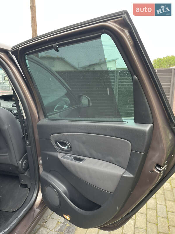 Минивэн Renault Grand Scenic 2010 в Стрые