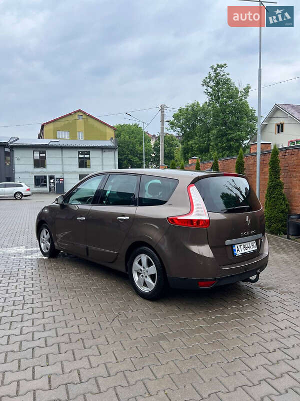 Минивэн Renault Grand Scenic 2010 в Коломые