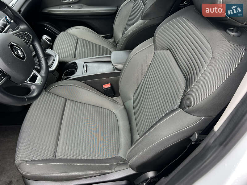 Минивэн Renault Grand Scenic 2017 в Луцке