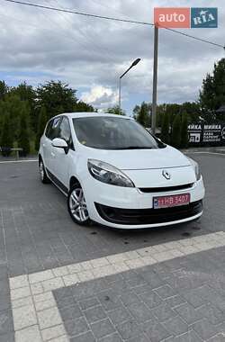 Мінівен Renault Grand Scenic 2013 в 