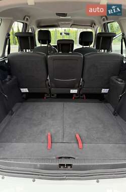 Мінівен Renault Grand Scenic 2013 в 