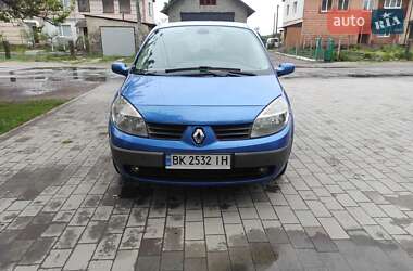 Минивэн Renault Grand Scenic 2005 в 