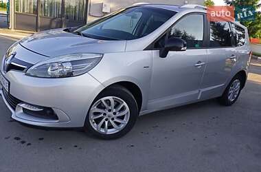 Минивэн Renault Grand Scenic 2016 в 